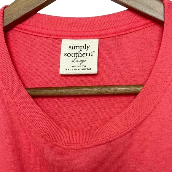Simply Southern Shirt Womens Size Large Coral Happy Camper Graphic Casual Preppy - Picture 3 of 9